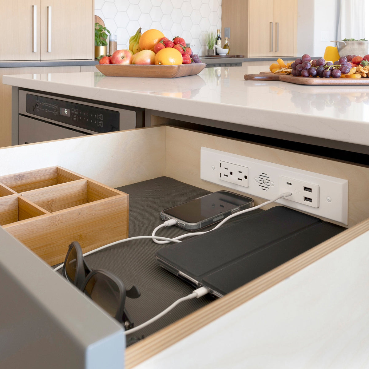Fastest Charging Outlets – Docking Drawer Canada